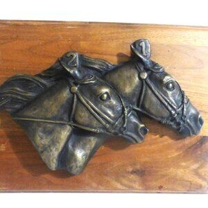 WD1BSM Solid BRONZE HORSES On Wood Plaque Vintage Bronze Horse Races Race Track
